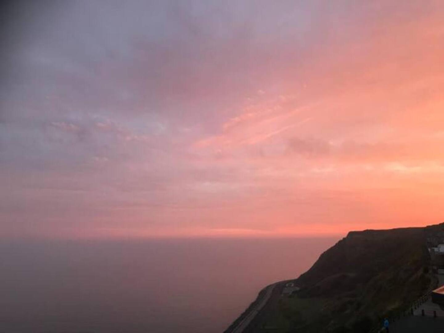 Denelea - Stunning Sea Views! Apartment Scarborough Exterior foto