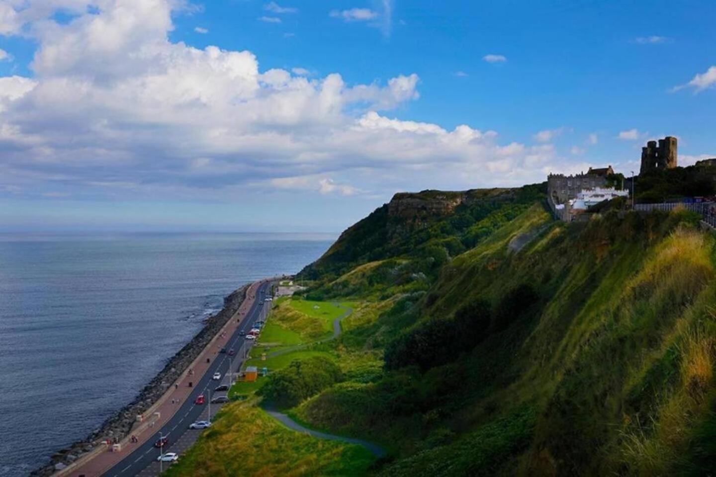 Denelea - Stunning Sea Views! Apartment Scarborough Exterior foto