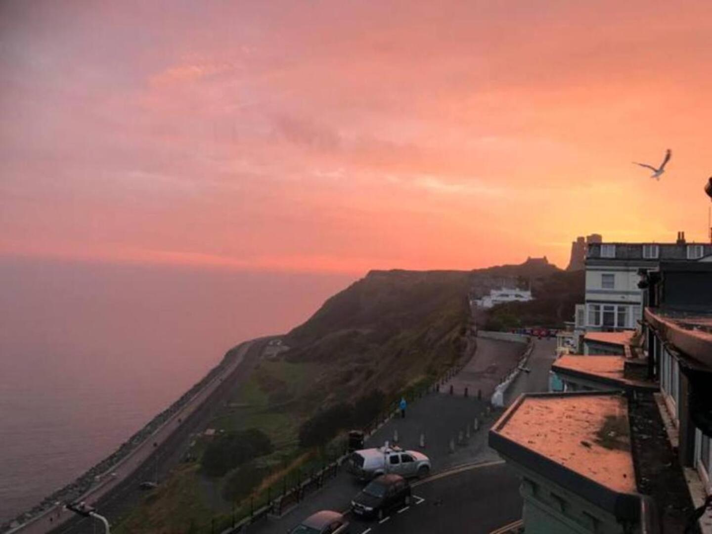 Denelea - Stunning Sea Views! Apartment Scarborough Exterior foto