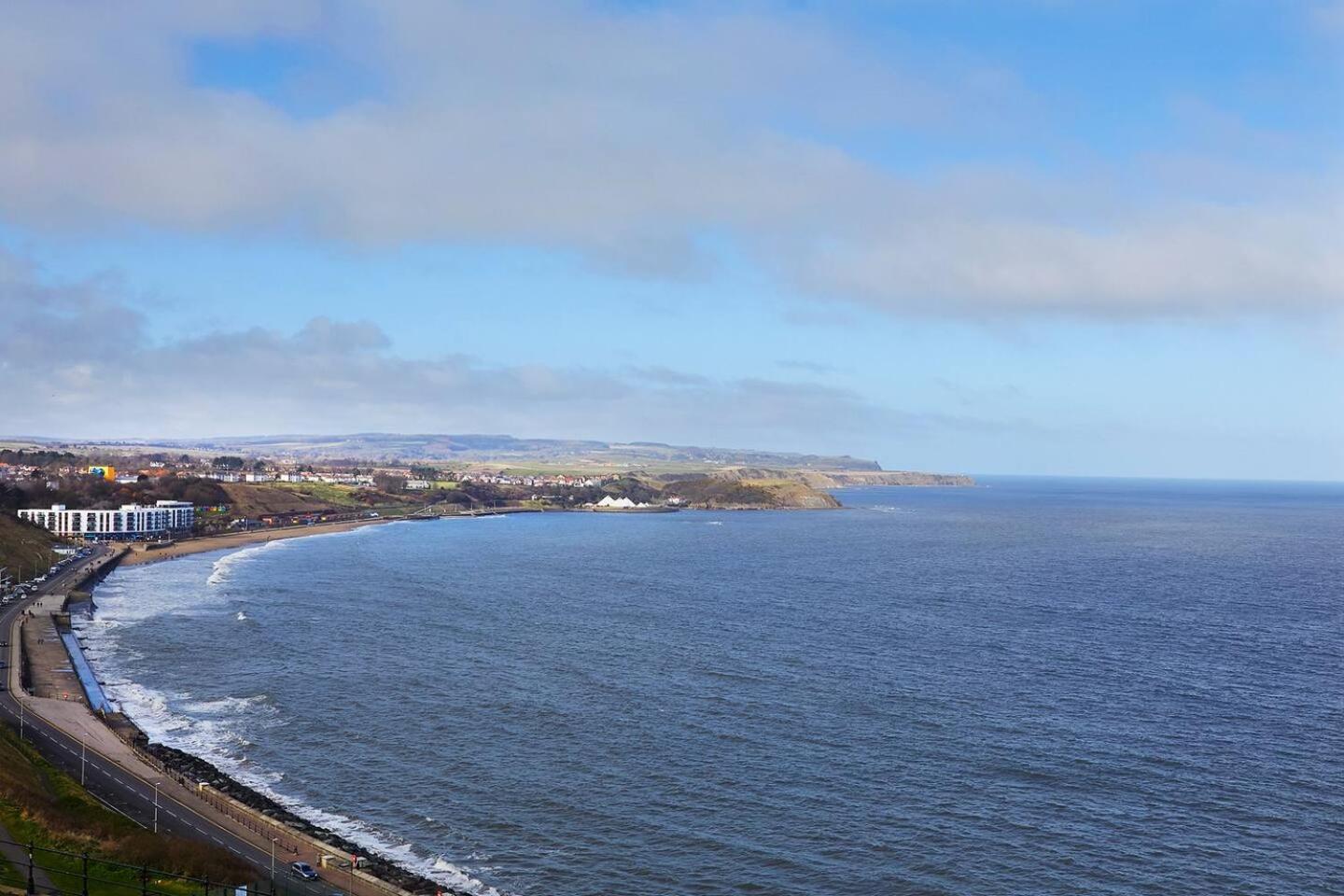 Denelea - Stunning Sea Views! Apartment Scarborough Exterior foto